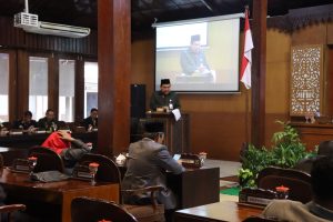 DPRD Blora Gelar Paripurna, Setujui Dua Raperda 2025 dan Lantik Anggota PAW