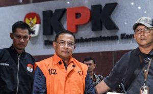 Pati Viral !!! Sudewo dan 3 Kades di Tetapkan Tersangka Oleh KPK, Terjaring OTT 2,5M.