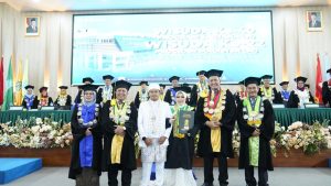 Momen Unik Wisuda UIN Sunan Kudus, Usai Ijab Sah Langsung Terima Ijazah