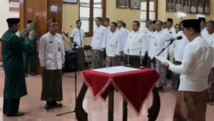 Bupati Kudus Sam”ani Intakoris Resmi’ Lantik Tulus Tri Yatmika Sebagai Kepala BKPSDM