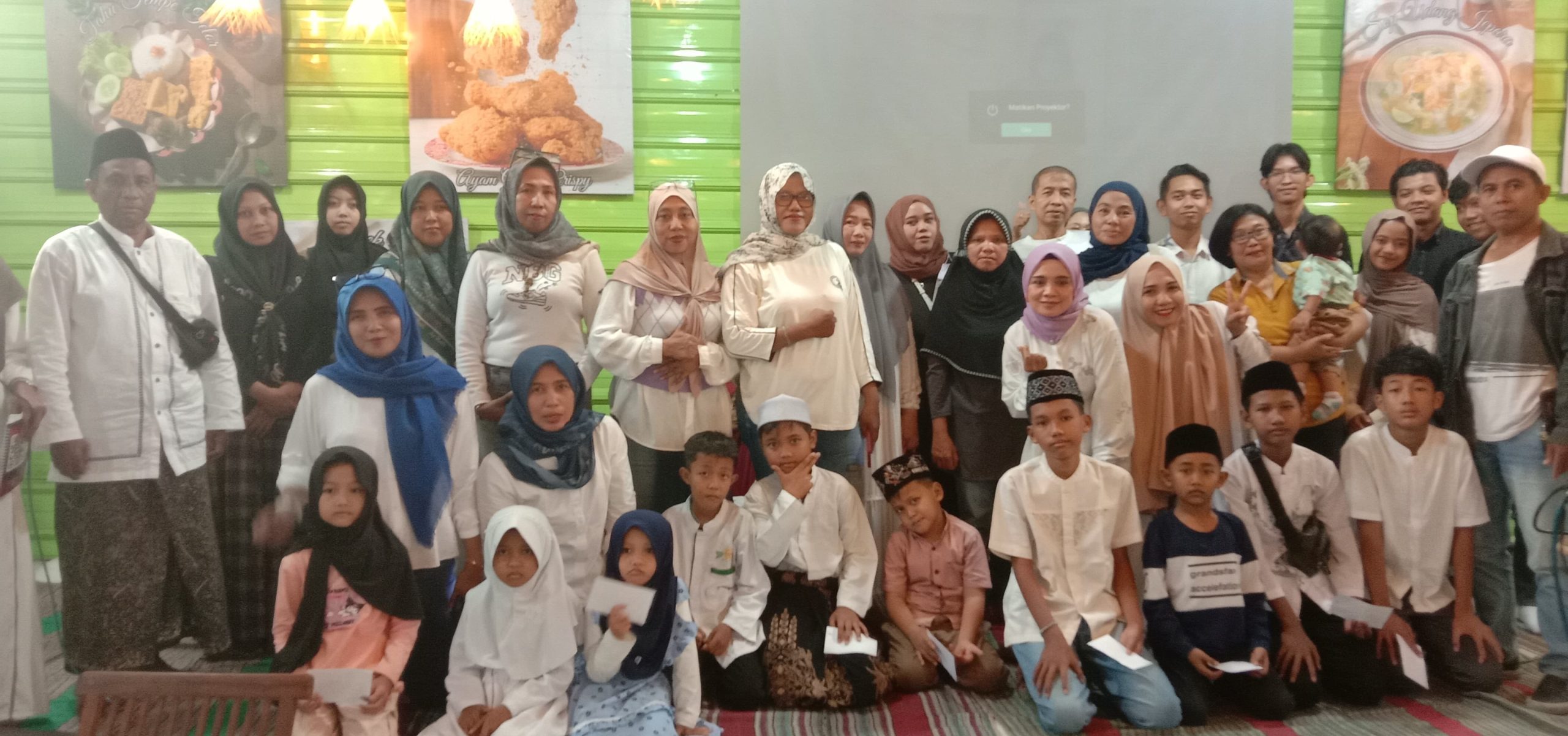 Berbagi Kebahagiaan Bulan Ramadhan Penuh Berkah SKB Santuni Yatama dan Bukber