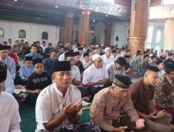 Salat Idul Adha di Baitunur, Bupati Blora Ajak Doakan Keselamatan Jemaah Haji