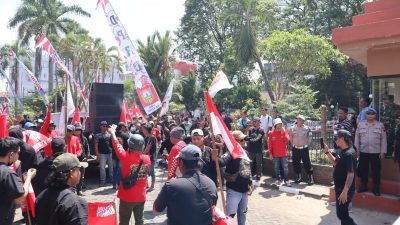 Massa Aksi Damai di DPRD Kudus, Kapolres Apresiasi Penyampaian Aspirasi Dengan Tertib