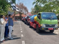 Mustofa Dorong Waduk Randugunting Jadi Solusi Persoalan Kekeringan di Blora Saat Penyaluran Air Bersih oleh DPRD Blora